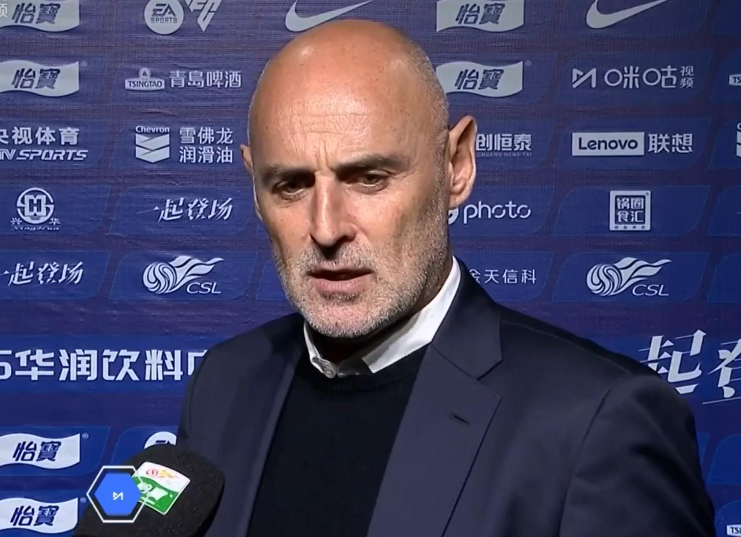 穆斯卡特：三个丢球本可以避免；我不曾犹豫让李新翔首发